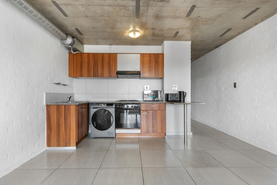 2 Bedroom Property for Sale in Woodstock Western Cape